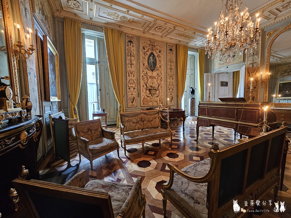 hotel de la marine 16