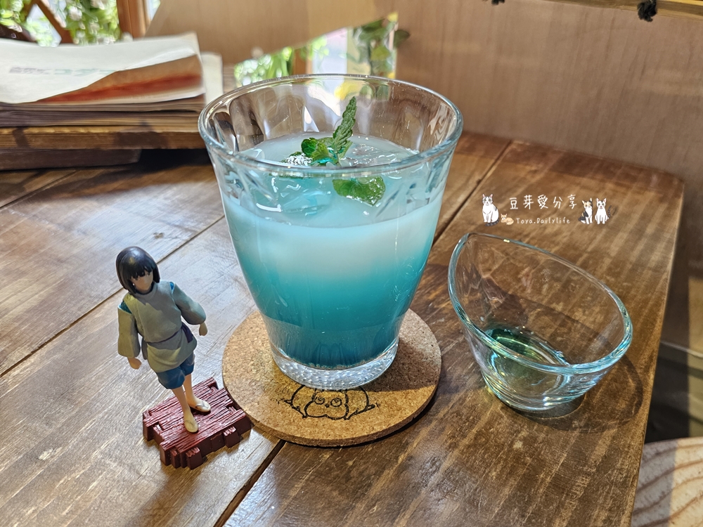 吉卜力咖啡廳 大須の森カフェ コダマ|滿滿吉卜力收藏 ‧ 位於名古屋的主題咖啡廳 🌱豆芽出國趣日本 119 KODAMA 100