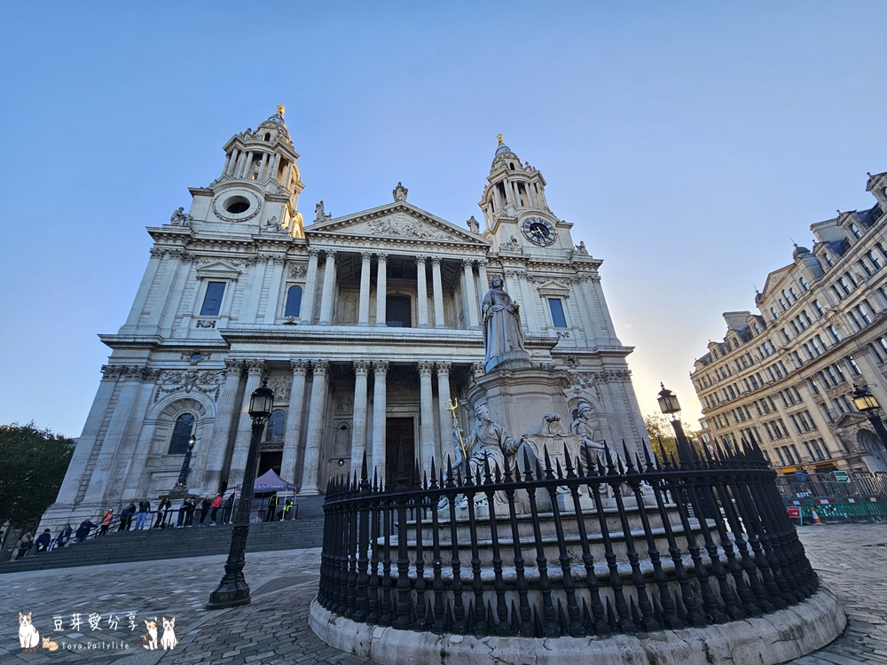 聖保羅大教堂 St. Paul's Cathedral|世界上第二大的圓頂教堂 ‧ 登上圓頂俯瞰倫敦市景 🌱豆芽出國趣英國 17 St Pauls Cathedral 20
