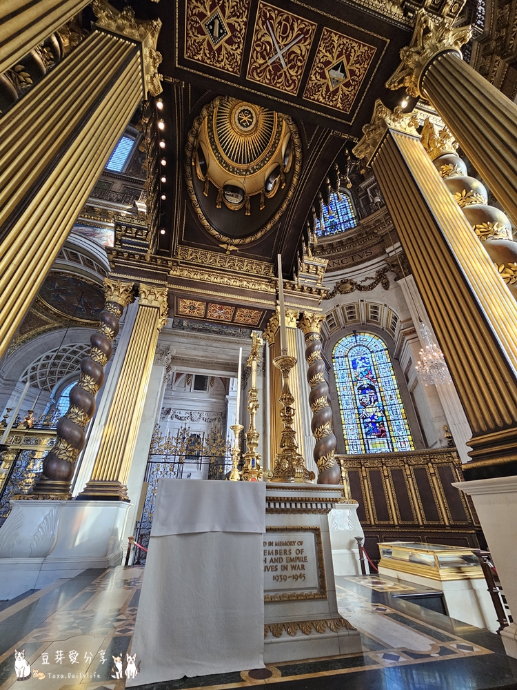 聖保羅大教堂 St. Paul's Cathedral|世界上第二大的圓頂教堂 ‧ 登上圓頂俯瞰倫敦市景 🌱豆芽出國趣英國 57 St Pauls Cathedral 77