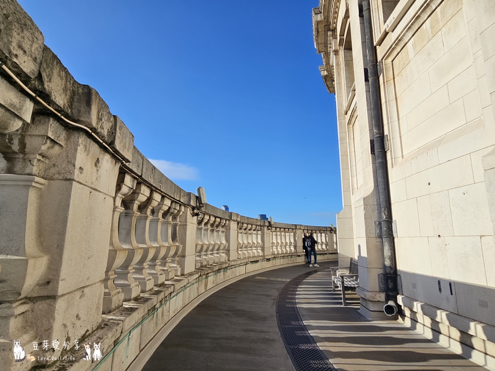 聖保羅大教堂 St. Paul's Cathedral|世界上第二大的圓頂教堂 ‧ 登上圓頂俯瞰倫敦市景 🌱豆芽出國趣英國 76 St Pauls Cathedral 94