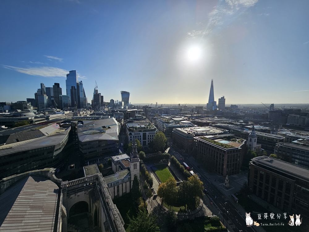 聖保羅大教堂 St. Paul's Cathedral|世界上第二大的圓頂教堂 ‧ 登上圓頂俯瞰倫敦市景 🌱豆芽出國趣英國 78 St Pauls Cathedral 95