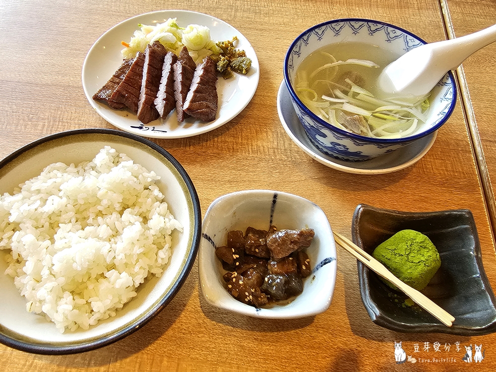 利久牛舌 天空樹店|Q彈脆口鮮甜多汁的鹽味碳烤牛舌 ‧ 極厚牛舌好好吃 🌱豆芽出國趣日本 20 rikyu gyutan 21