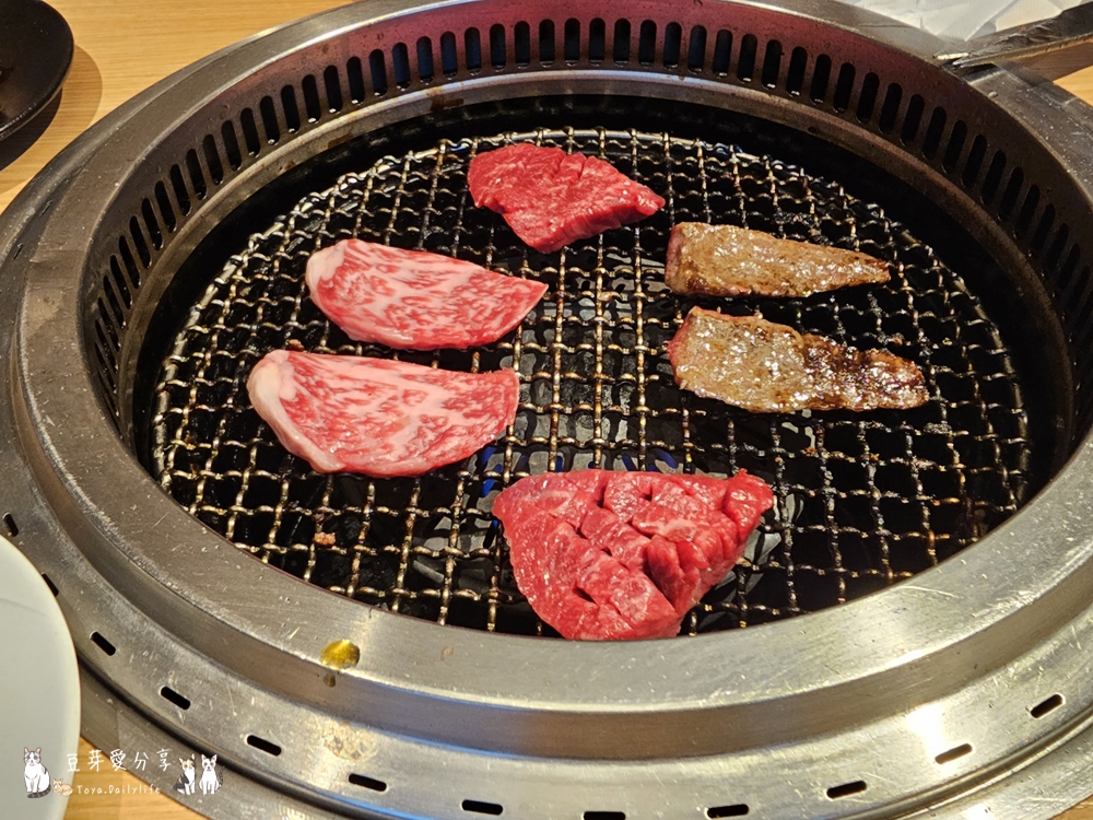 肉屋橫丁 秋葉原店|位於東京秋葉原的和牛吃到飽燒肉 🌱豆芽出國趣日本 30 Nikuya Yokocho Akihabara 28