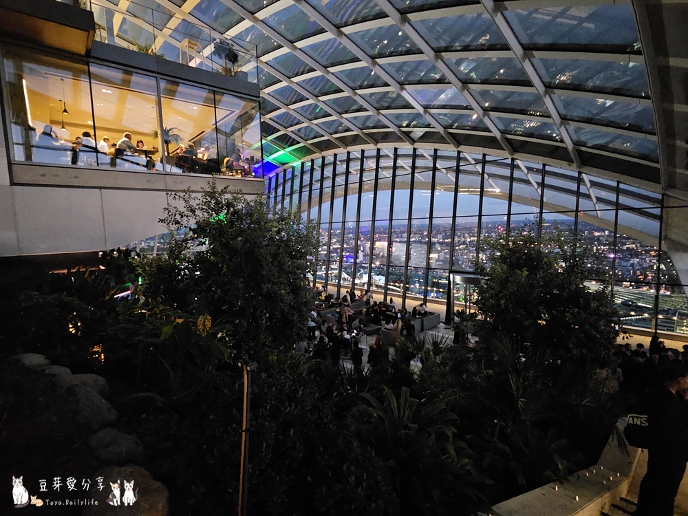 空中花園 Sky Garden|遠眺倫敦天際線的室內景觀花園 ‧ 免費預約參觀 🌱豆芽出國趣英國 26 Sky Garden 26