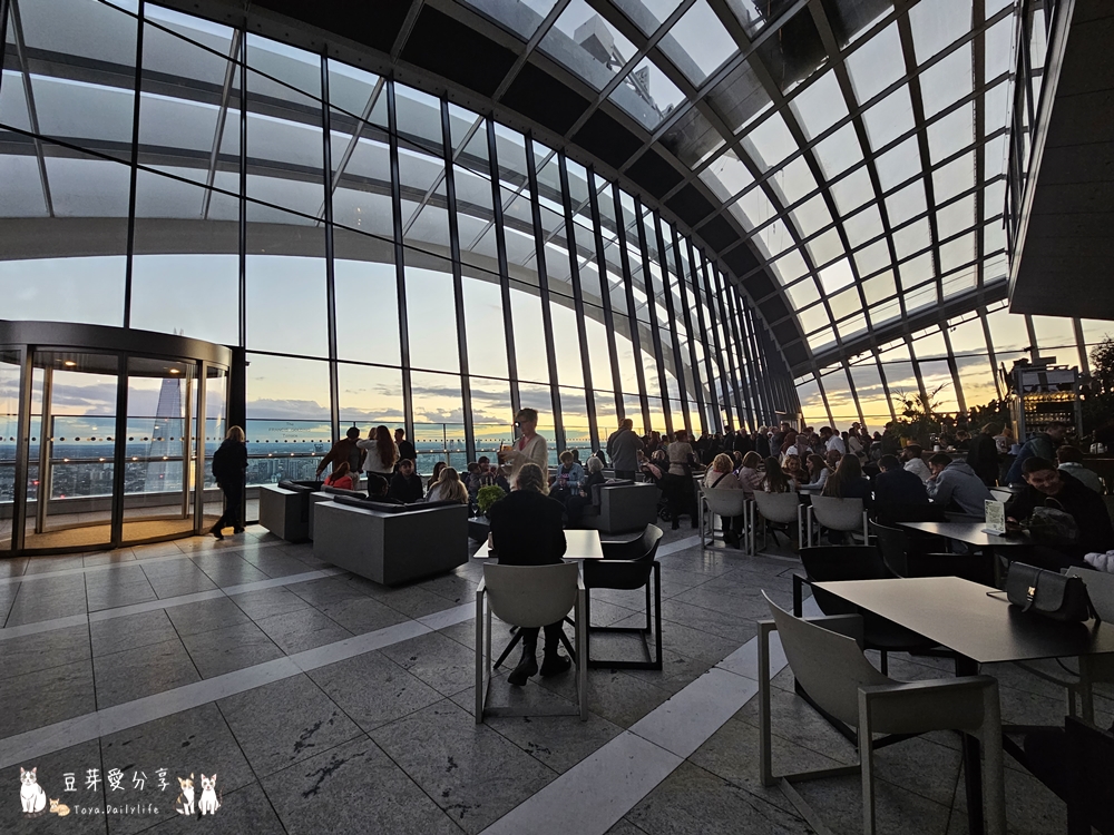 空中花園 Sky Garden|遠眺倫敦天際線的室內景觀花園 ‧ 免費預約參觀 🌱豆芽出國趣英國 9 Sky Garden 8