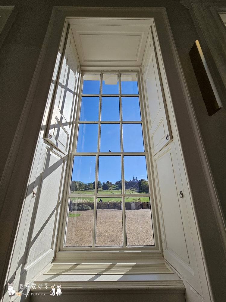 Queens House 18