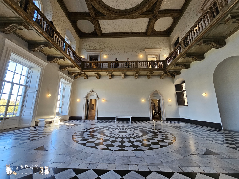 Queens House 3