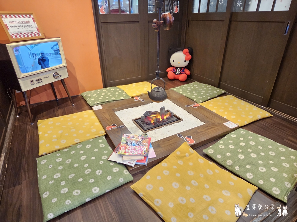 高山布丁亭|使用飛騨牛乳及高品質原料製成的淡藍色晶瑩剔透雪國布丁 🌱豆芽出國趣日本 16 takayama pudding 7