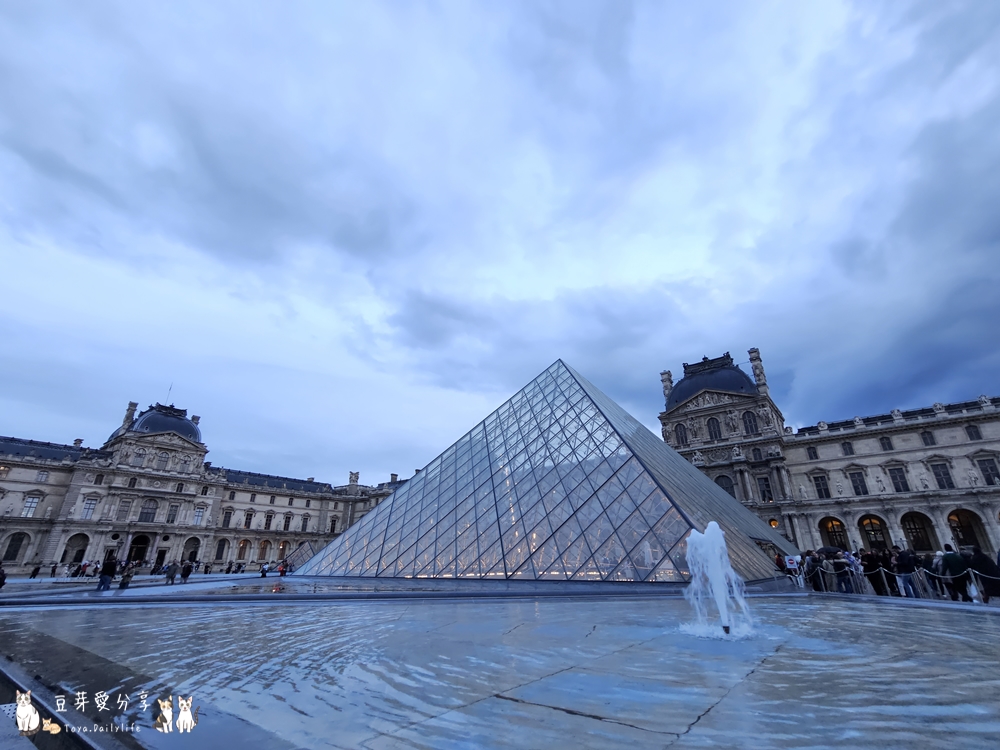 Louvre 2