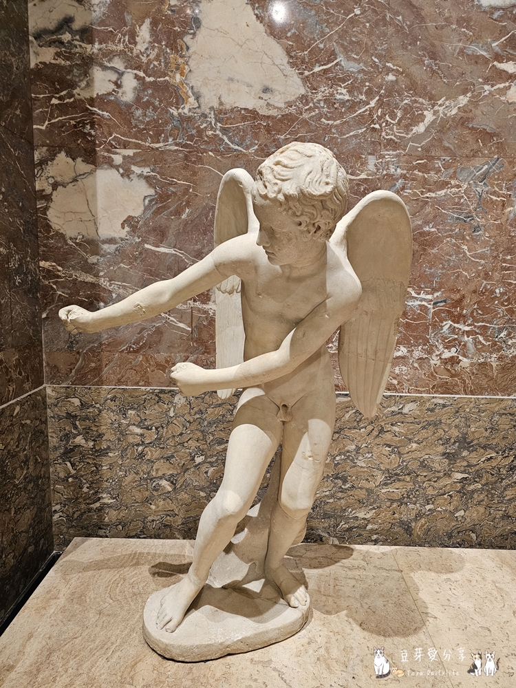 Louvre 28