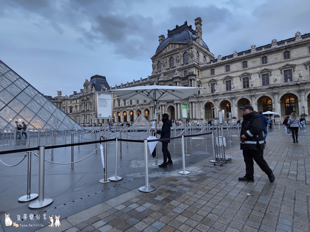 Louvre 4