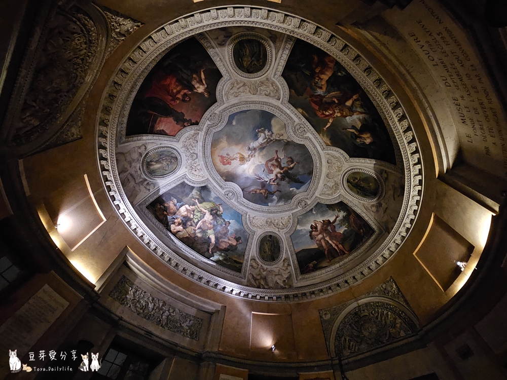 Louvre 48