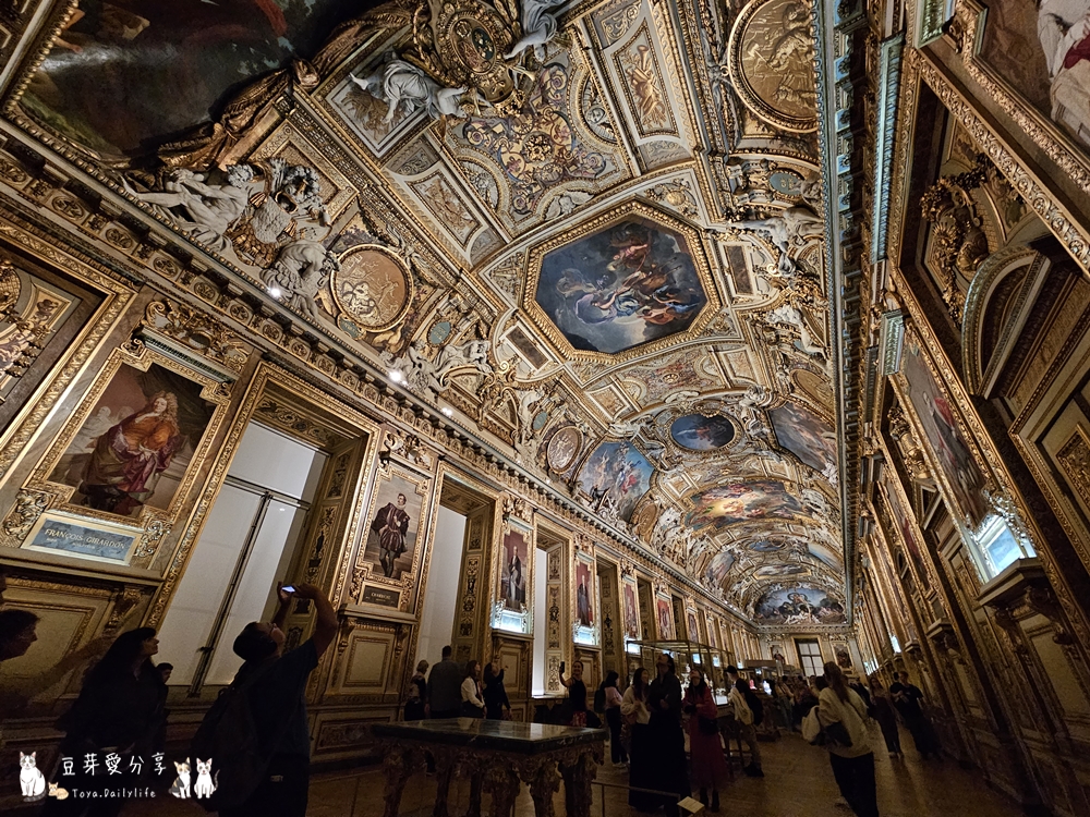 Louvre 49