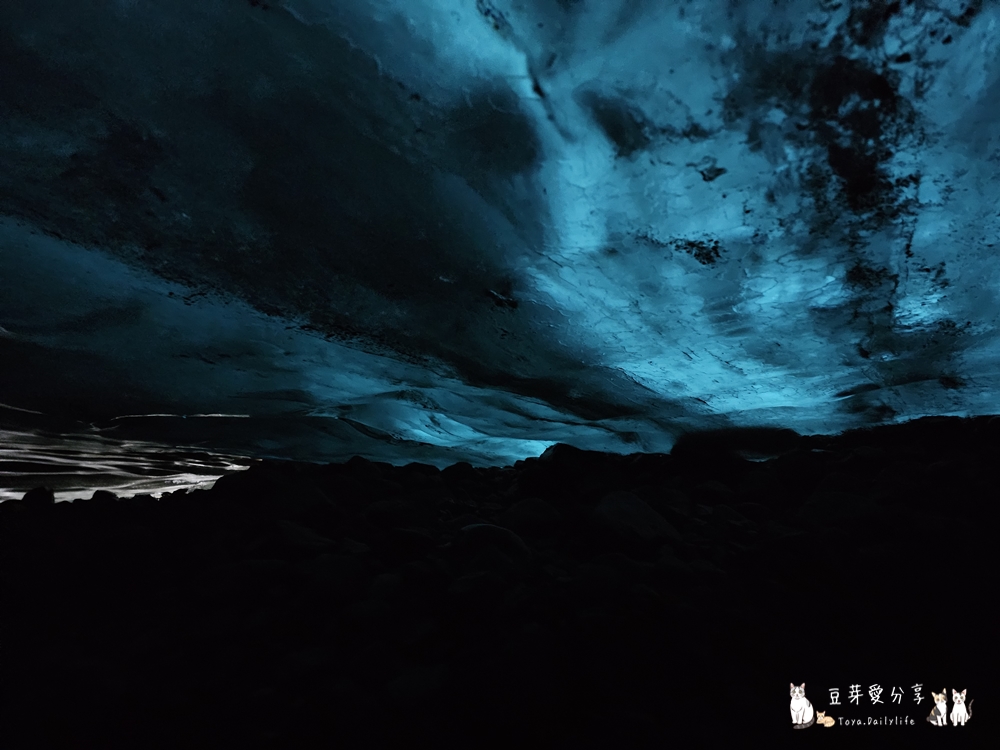 Blue Ice Cave 116