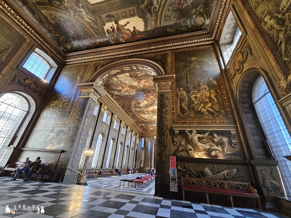 Painted Hall 25