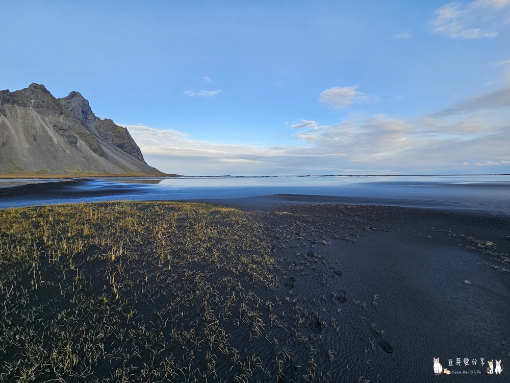 蝙蝠山 Brunnhorn |西角山 Vestrahorn 天空之鏡 ‧ 維京村落 Viking Village 🌱豆芽出國趣冰島 9 Vestrahorn 25