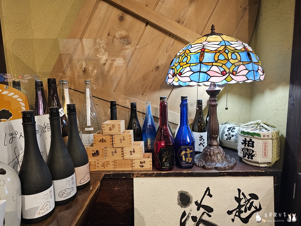 ぽんしゅ館 新潟驛店 唎酒番所|新潟車站內高達111種的清酒自動販賣機 ‧ 以銅板價品嘗新潟美酒 🌱豆芽出國趣日本 16 Ponshukan Kikizake Bansho 25