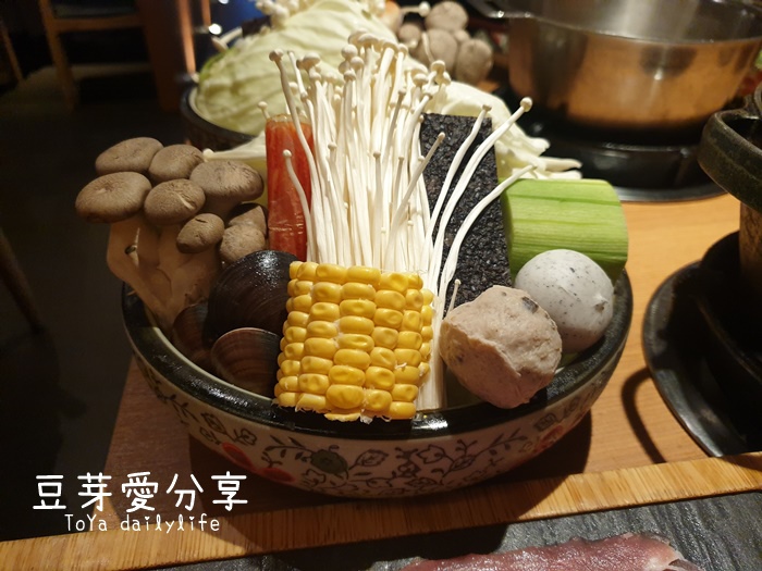 《豆芽愛吃在台中》一個人也可以吃燒酒鍋、麻油鍋「湯棧 - 公益店」 17 pic pimg tw toyadailylife 1605014225 2558948256 g jpg