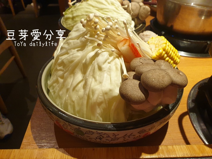 《豆芽愛吃在台中》一個人也可以吃燒酒鍋、麻油鍋「湯棧 - 公益店」 21 pic pimg tw toyadailylife 1605014227 652669766 g jpg