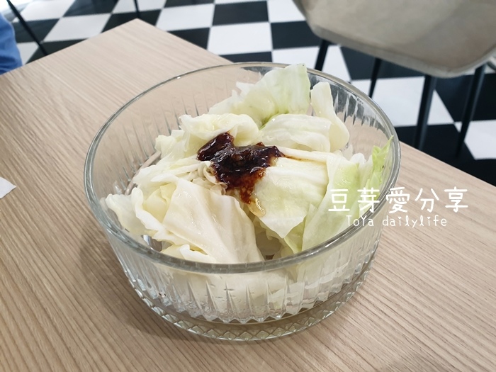 《豆芽愛吃在台中》浮誇的100顆流星干貝「七七製麵研究總署」 26 pic pimg tw toyadailylife 1609076293 1087249598 g jpg