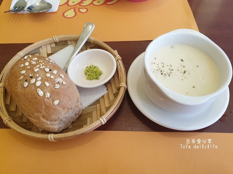 客林義大利餐廳|用料實在又好吃的義大利麵店 🌱豆芽愛吃在台中 16 pic pimg tw toyadailylife 1652792923 3850260625 g jpg